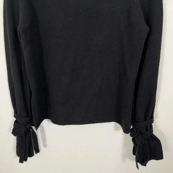 Cupcakes  And Cashmere Bowtie Sleeves Sweater - Picture 3 of 11